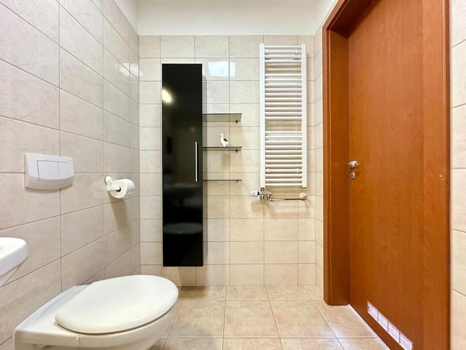 Riverside Budapest - Free Parking Екстер'єр фото