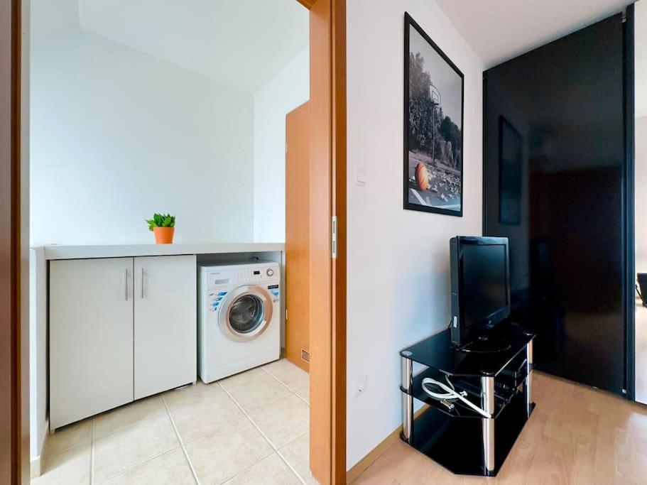 Riverside Budapest - Free Parking Екстер'єр фото